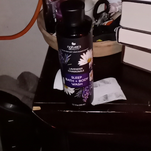 Excellent lavender chamomile sleep bath & body Wash - Picture 4 of 4